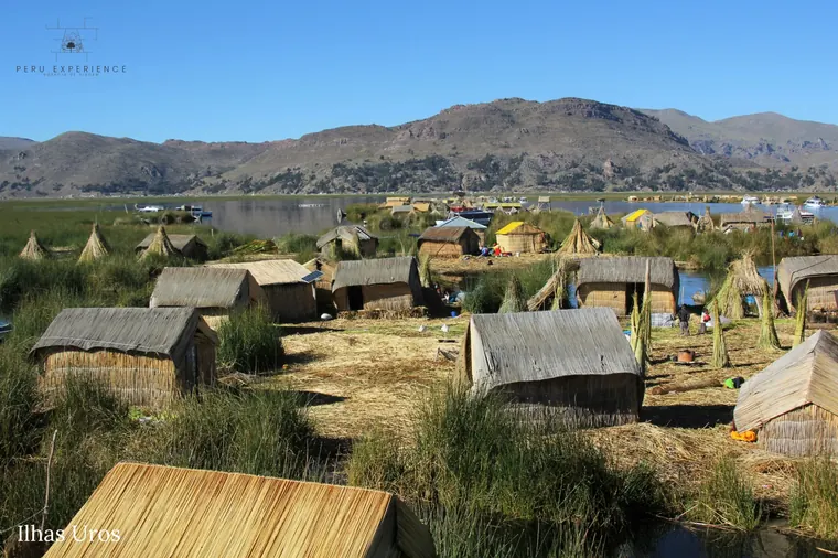 Lago Titicaca — Ilhas Uros + Taquile
